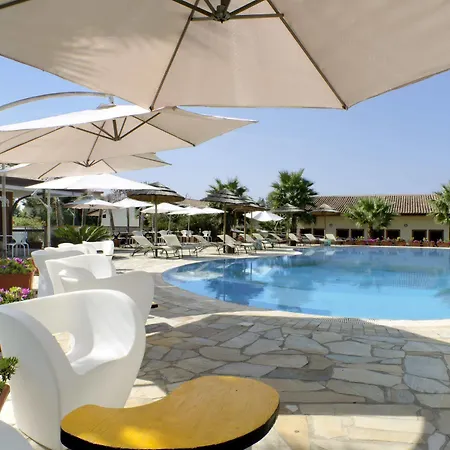 Heracles Village Hotel 4*