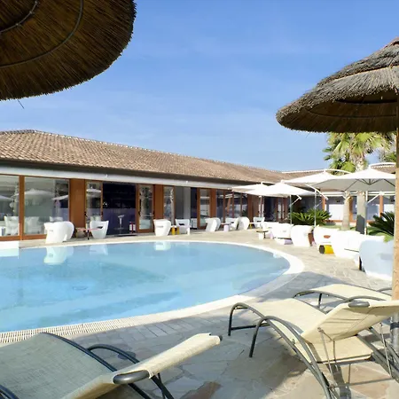 Heracles Village 4*